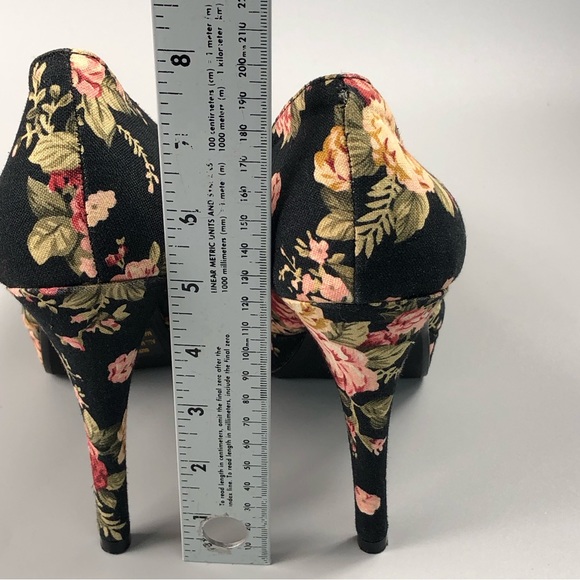 Qupid Women’s Floral Stiletto Platform Pump Heels Size 10 - Picture 14 of 15